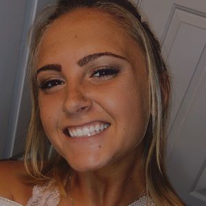 Meet your Posher, Emilie